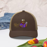 Gorra tipo trucker «Toño López Moreno», oso violeta - Imagen 15