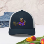 Gorra tipo trucker «Toño López Moreno», oso violeta - Imagen 9