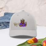 Gorra tipo trucker «Toño López Moreno», oso violeta - Imagen 23